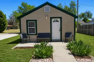 1030 Meeker St, Fort Morgan, CO 80701 - Photo 1