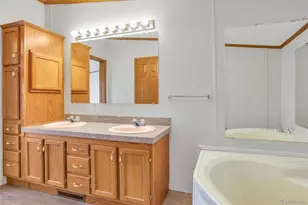 26900 E Colfax Ave, Aurora, CO 80018 - Photo 32
