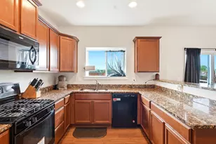 4727 E 95th Dr, Thornton, CO 80229 - Photo 8