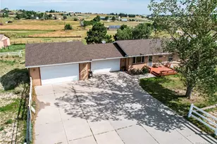 2385 Arabian Trail, Elizabeth, CO 80107 - Photo 2