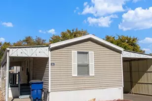 2221 S Prairie Ave, Pueblo, CO 81005 - Photo 1