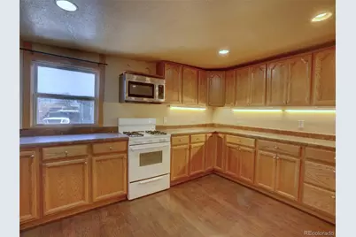 4421 E 73rd Way, Commerce City, CO 80022 - Photo 8