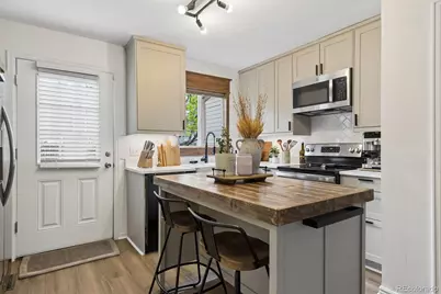 14201 E Hawaii Circle #B, Aurora, CO 80012 - Photo 10
