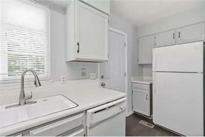 1653 S Blackhawk Way #B, Aurora, CO 80012 - Photo 12