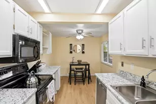 4066 S Atchison Way, Aurora, CO 80014 - Photo 8