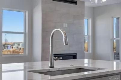 3364 N Haleyville Court, Aurora, CO 80019 - Photo 28