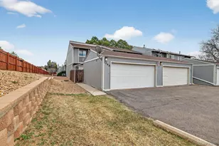 1700 S Helena St, Aurora, CO 80017 - Photo 8