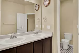 8025 E 21st Ave, Denver, CO 80238 - Photo 22