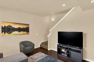 8025 E 21st Ave, Denver, CO 80238 - Photo 14