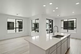 2060 S Holly St, Denver, CO 80222 - Photo 4