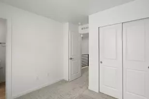 2060 S Holly St, Denver, CO 80222 - Photo 14
