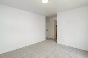 2060 S Holly St, Denver, CO 80222 - Photo 10