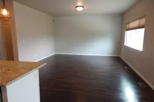 1165 Sunrise Cir, Milliken, CO 80543 - Photo 4
