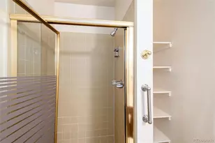 2325 S Linden Ct, Denver, CO 80222 - Photo 18