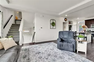 240 S Oak Hill St, Aurora, CO 80018 - Photo 16