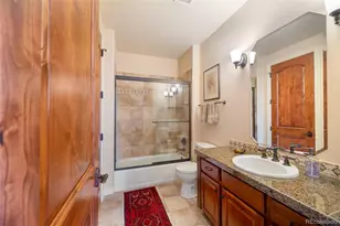 2385 S Clayton St, Denver, CO 80210 - Photo 32