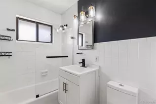 2725 S Zurich Ct, Denver, CO 80236 - Photo 14