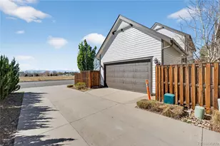 7902 E 49th Pl, Denver, CO 80238 - Photo 32