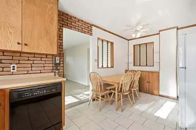 10512 Marion Way, Northglenn, CO 80233 - Photo 8