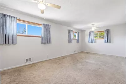 10512 Marion Way, Northglenn, CO 80233 - Photo 12