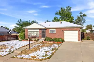 10512 Marion Way, Northglenn, CO 80233 - Photo 2