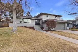 3863 S Sebring Ct, Denver, CO 80237 - Photo 2