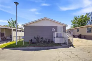 1724 Clark St, Aurora, CO 80011 - Photo 2