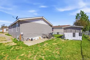 1724 Clark St, Aurora, CO 80011 - Photo 4