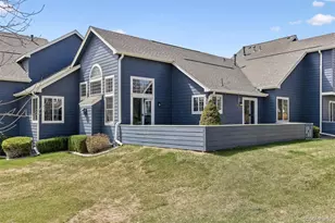 10615 W Dumbarton Cir, Littleton, CO 80127 - Photo 2