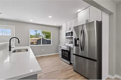 9200 Aspen Drive, Denver, CO 80229 - Photo 10
