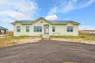 10660 Schumaker Rd, Bennett, CO 80102 - Photo 2