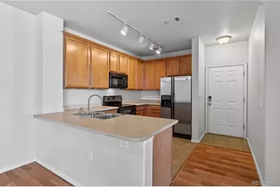 2662 S Cathay Way #303, Aurora, CO 80013 - Photo 2