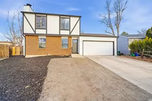 17895 E Nassau Pl, Aurora, CO 80013 - Photo 2