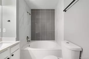 2575 S Syracuse Way, Denver, CO 80231 - Photo 16