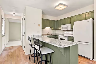 412 S Balsam Street, Lakewood, CO 80226 - Photo 2