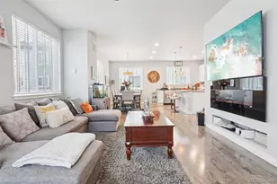 674 E Hinsdale Ave, Littleton, CO 80122 - Photo 2