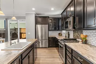 9215 E Prairie Meadow Dr, Denver, CO 80238 - Photo 16