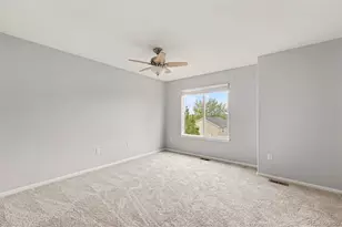 9771 Moss Rose Cir, Highlands Ranch, CO 80129 - Photo 12
