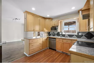 2060 Ridge Drive, Broomfield, CO 80020 - Photo 10