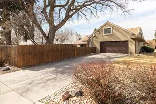 2250 N Monaco Pkwy, Denver, CO 80207 - Photo 4