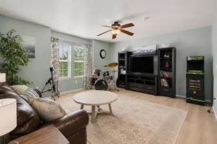 1752 Hogan Ct, Castle Rock, CO 80109 - Photo 18