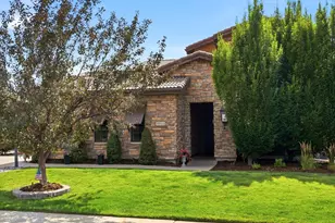 9465 Vista Hill Ln, Lone Tree, CO 80124 - Photo 2