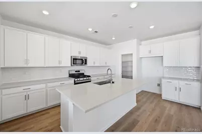 16657 W 92nd Place, Arvada, CO 80007 - Photo 2