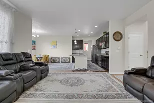 19553 E 60th Pl, Aurora, CO 80019 - Photo 10