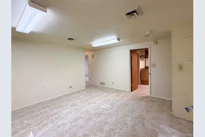960 E 9th Avenue, Broomfield, CO 80020 - Photo 12