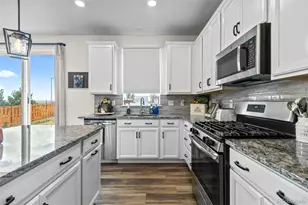 26361 E 5th Pl, Aurora, CO 80018 - Photo 6