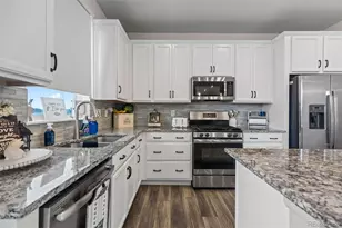 26361 E 5th Pl, Aurora, CO 80018 - Photo 8