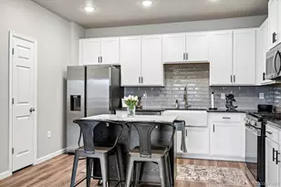 9962 W Victoria Pl, Littleton, CO 80127 - Photo 4