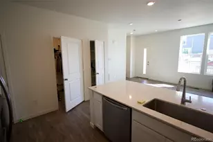 2013 S Gold Bug Wy, Aurora, CO 80018 - Photo 6