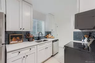 2985 Ivanhoe St, Denver, CO 80207 - Photo 8